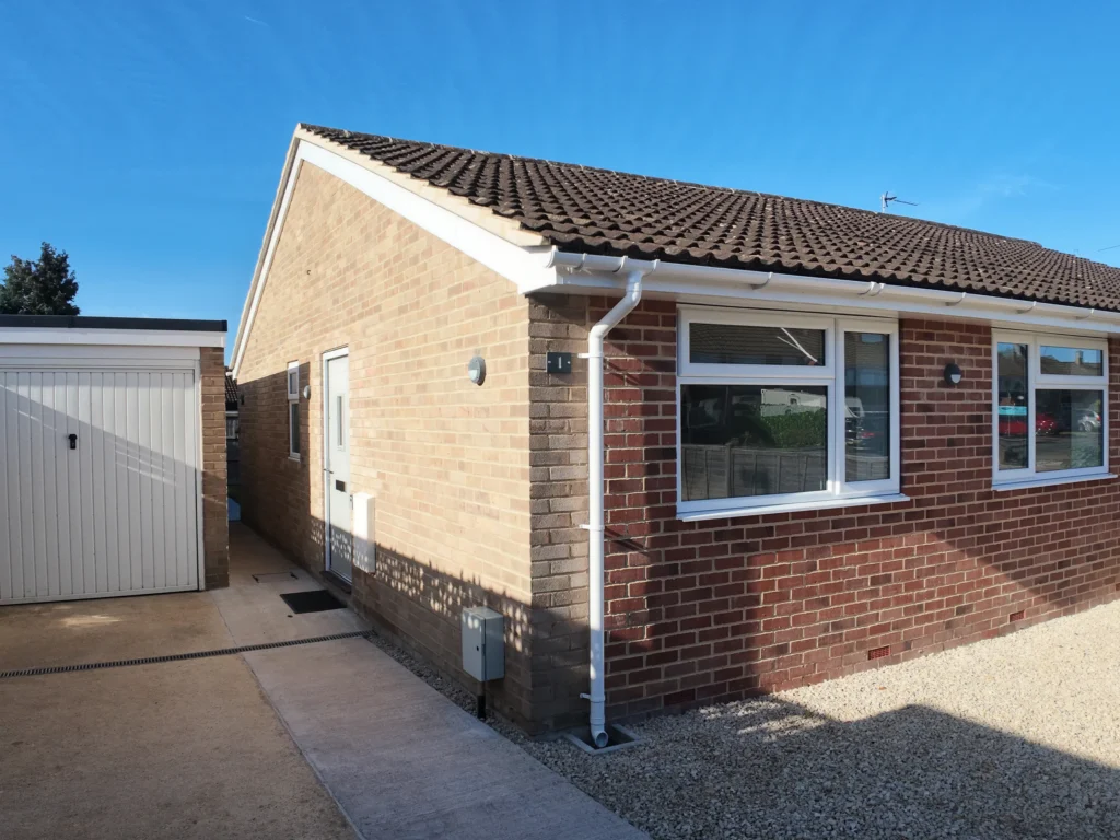 Duncroft Road external front view