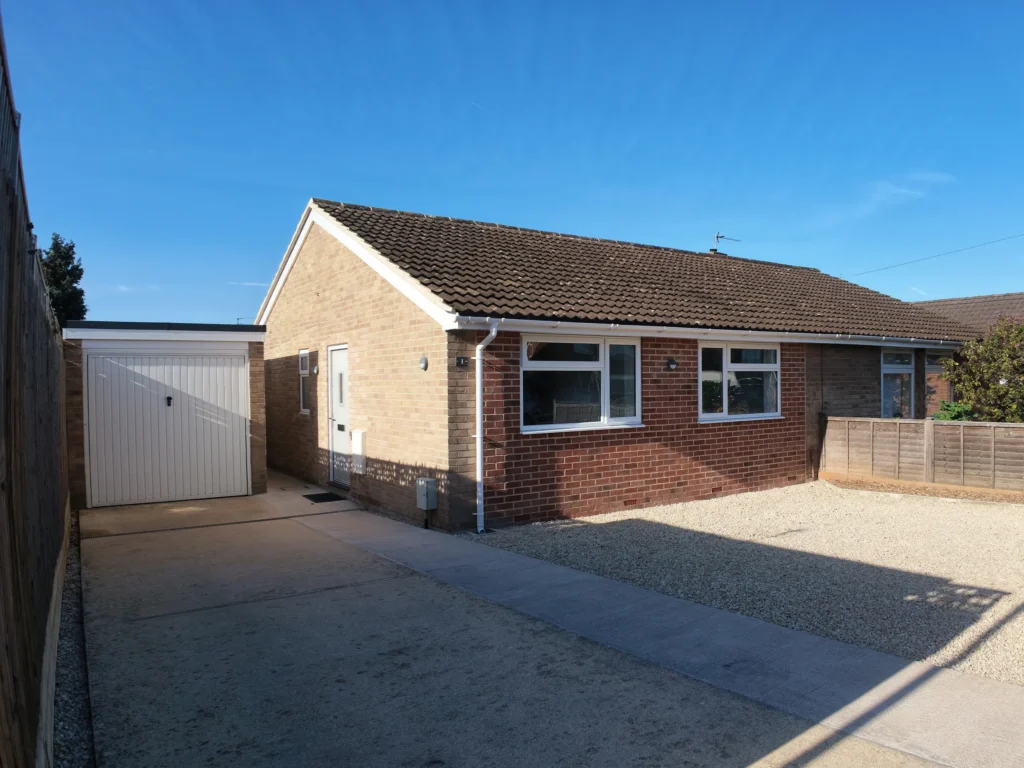 Duncroft Road external front view